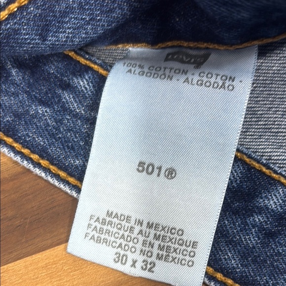 Levi's Blue Jean Shorts with Raw Hem - Picture 5 of 6